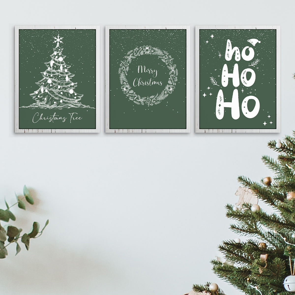 3pcs Green Christmas Wall Art Set – Tree, Wreath, and Ho Ho Ho Canvas