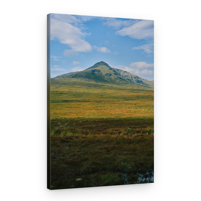 Highland Mountain View – Canvas Print