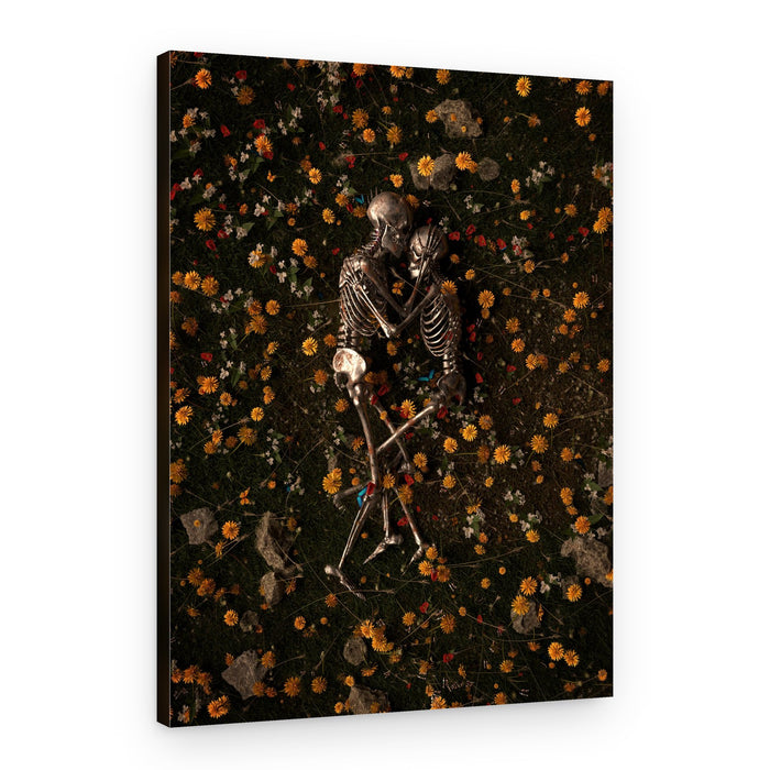 Skeletons In Love – Canvas Print