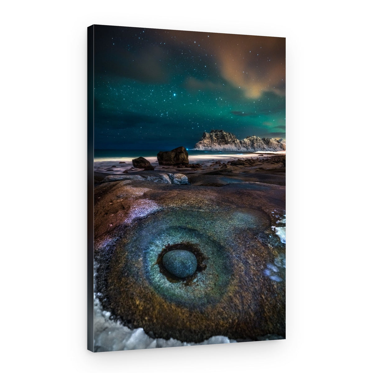 Northern Lights Rocky Coast – Canvas Print
