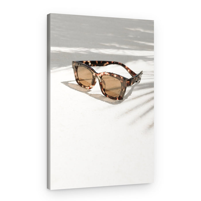 Stylish Summer Sunglasses – Canvas Print