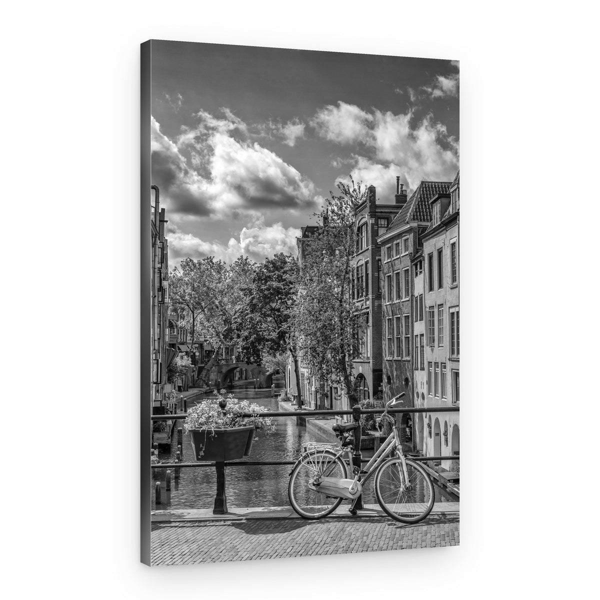 Utrecht Canal Bicycle – Canvas Print