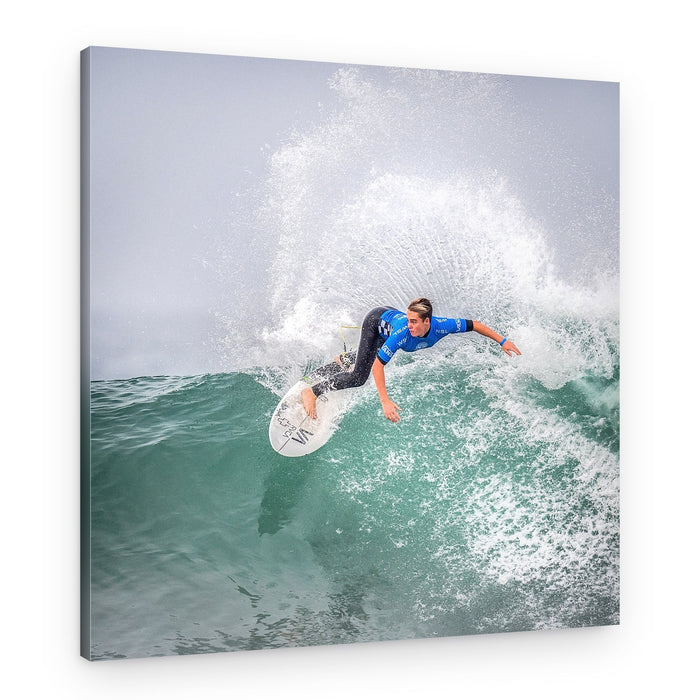 Dynamic Surf Ride – Canvas Print