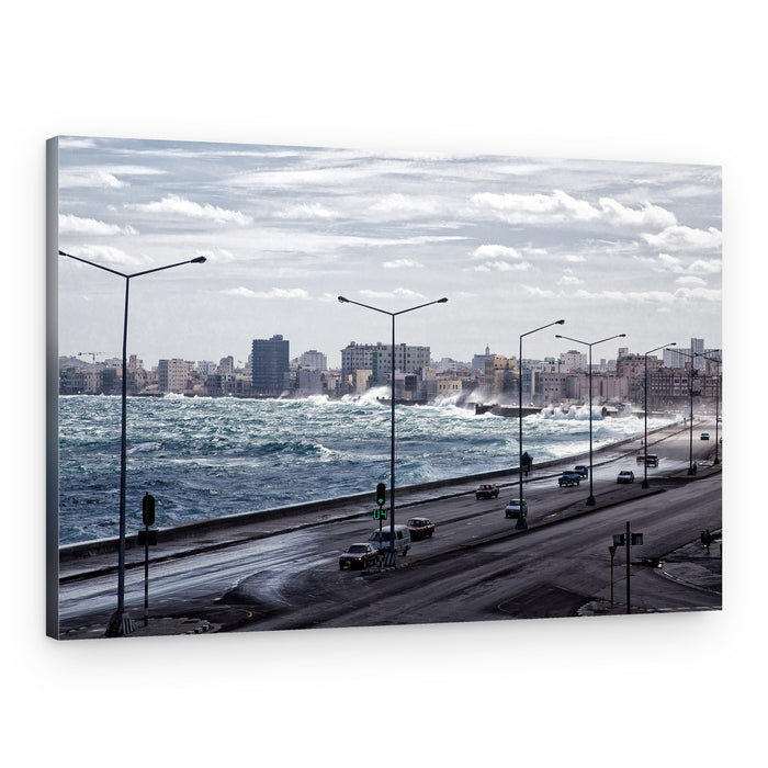 Havana Malecón Waves – Canvas Print