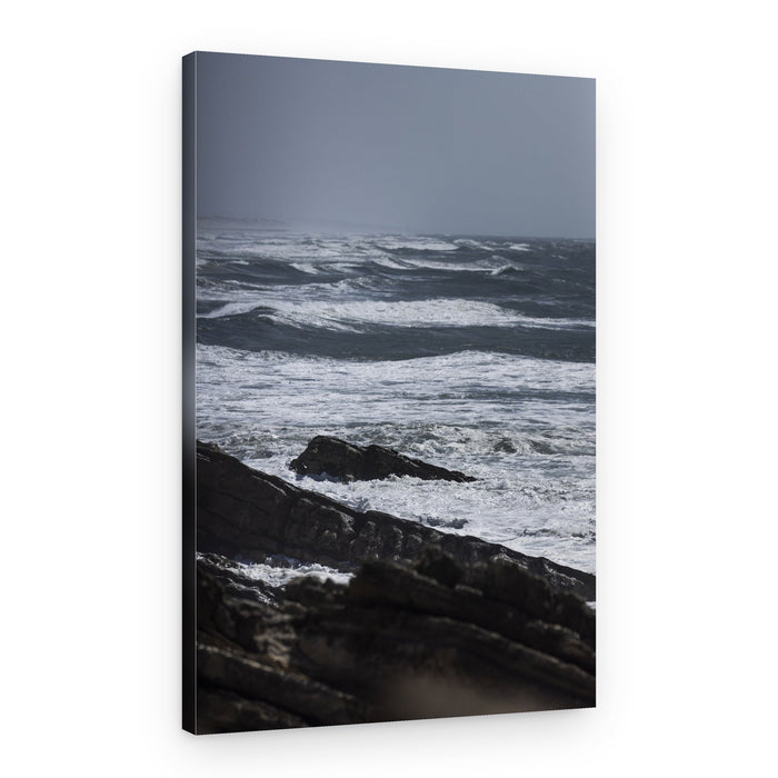 Powerful Ocean Waves – Canvas Print